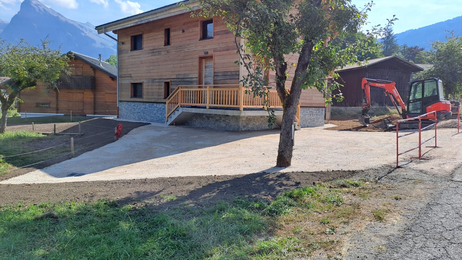 Terrassement maison à Cluses - Besson TP Haute-Savoie